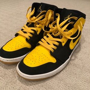 Jordan New Live Mid